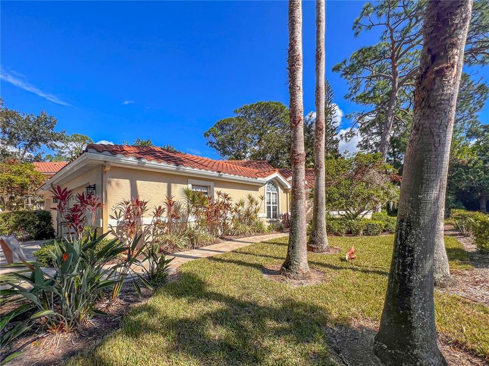 Recently Rented: $2,695 (3 beds, 2 baths, 1936 Square Feet)