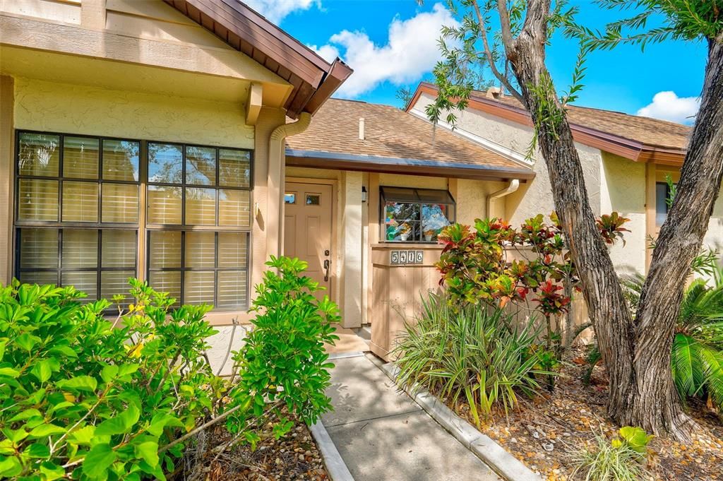 Recently Sold: $200,000 (2 beds, 2 baths, 935 Square Feet)