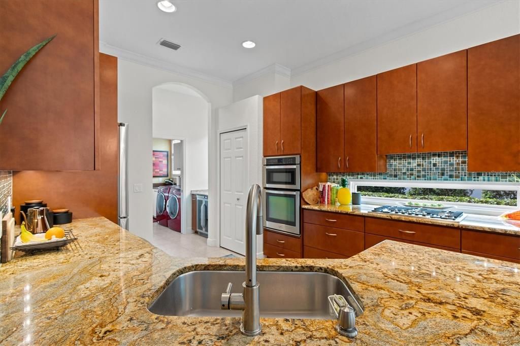 Recently Sold: $1,152,500 (2 beds, 2 baths, 2538 Square Feet)