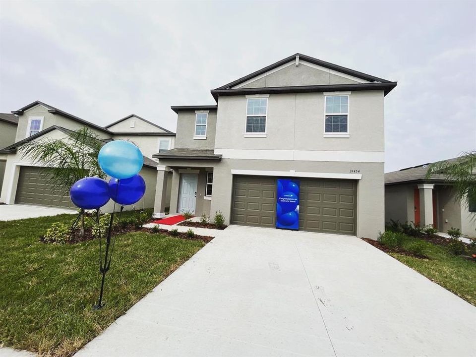 Recently Rented: $2,649 (4 beds, 2 baths, 1870 Square Feet)