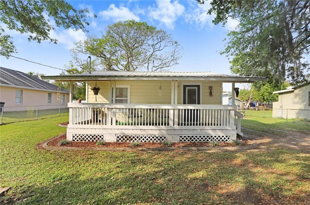 Recently Sold: $225,000 (2 beds, 1 baths, 672 Square Feet)