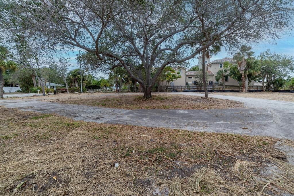 For Sale: $1,670,000 (0.53 acres)