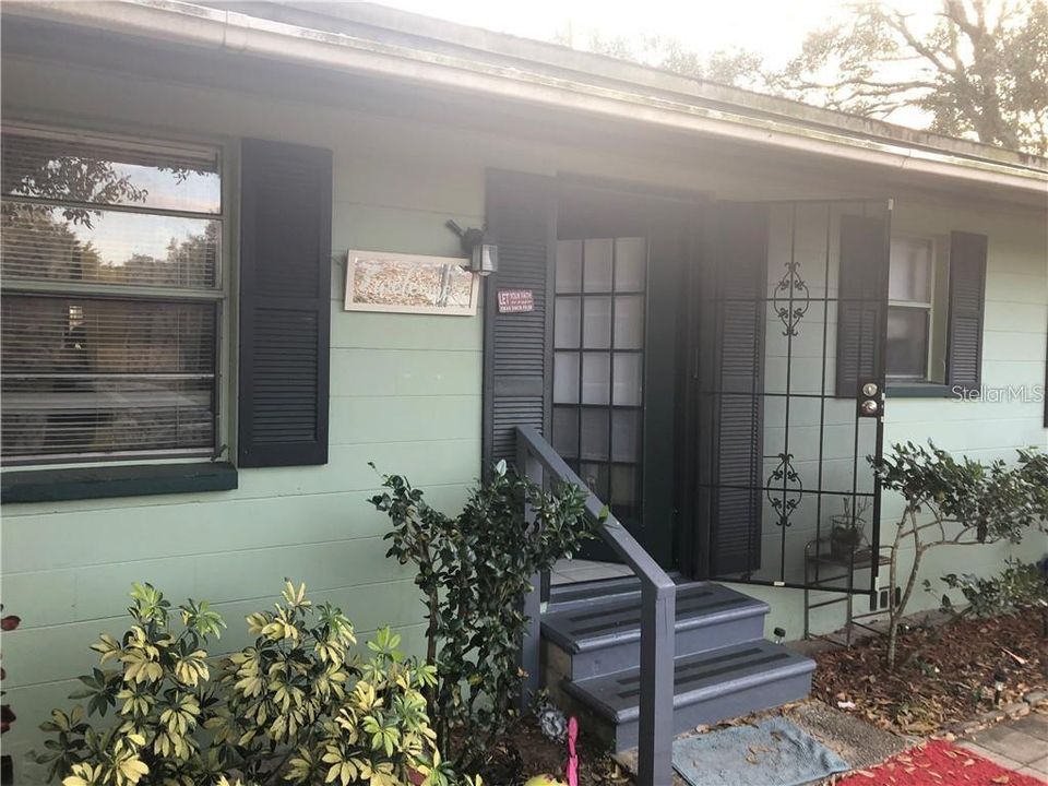 Recently Sold: $175,000 (3 beds, 1 baths, 936 Square Feet)