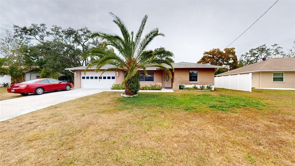 Recently Sold: $185,000 (3 beds, 2 baths, 1345 Square Feet)