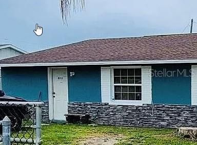 Recently Rented: $2,300 (3 beds, 2 baths, 800 Square Feet)