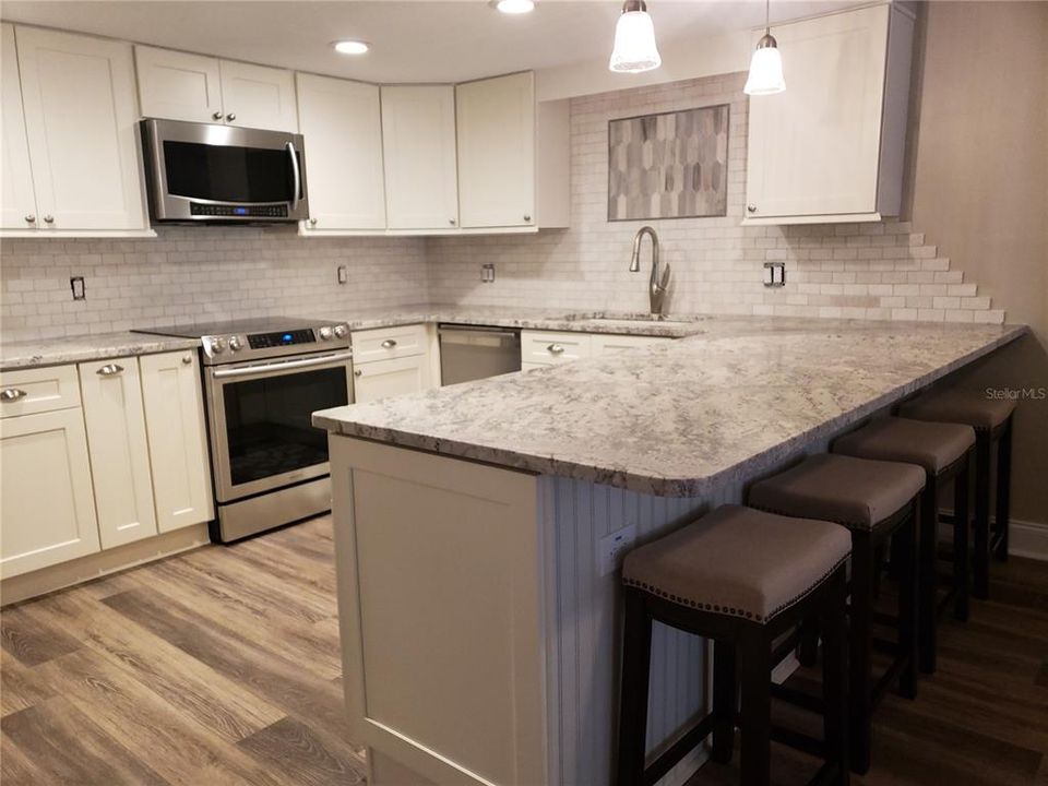 For Rent: $3,800 (2 beds, 2 baths, 1298 Square Feet)