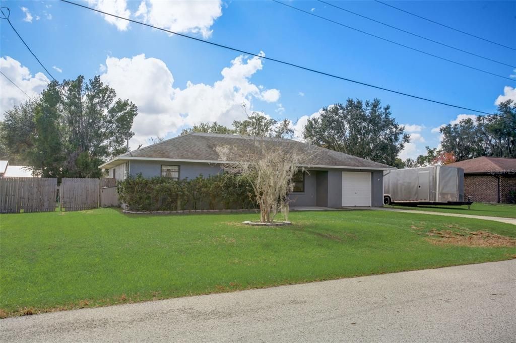 Recently Sold: $205,000 (3 beds, 1 baths, 1070 Square Feet)