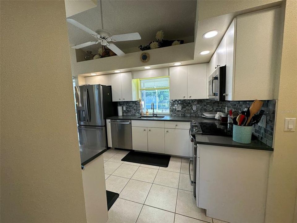 For Rent: $5,000 (3 beds, 2 baths, 1439 Square Feet)