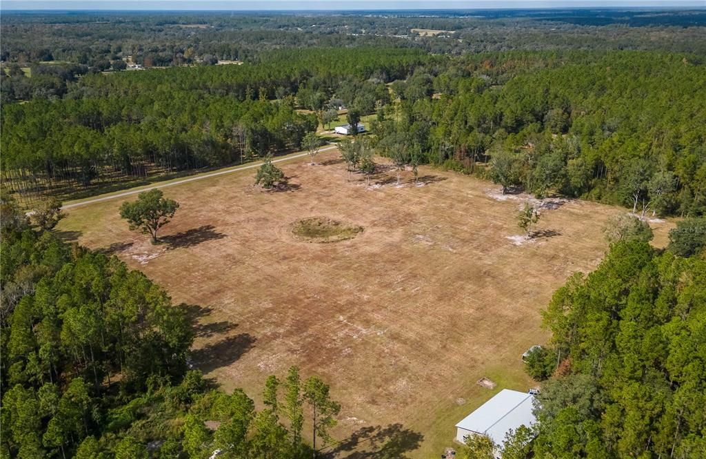 На продажу: $325,000 (10.71 acres)