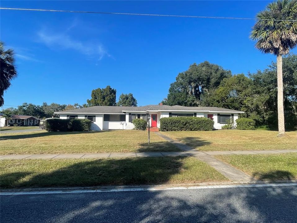 Recently Rented: $1,995 (4 beds, 3 baths, 2034 Square Feet)