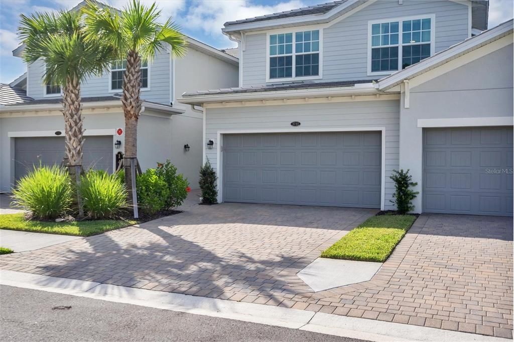 For Rent: $4,000 (3 beds, 2 baths, 2110 Square Feet)