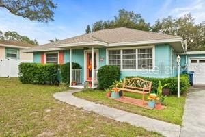 Recently Sold: $399,000 (2 beds, 1 baths, 986 Square Feet)