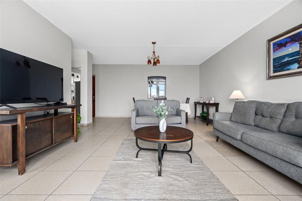 Recently Sold: $760,000 (3 beds, 2 baths, 1646 Square Feet)