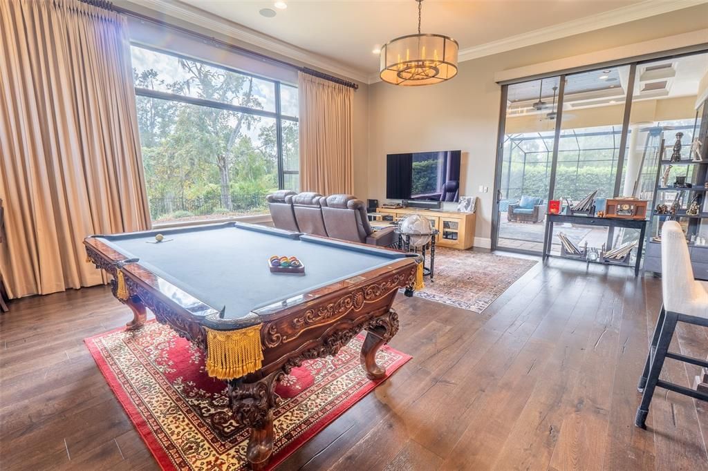 Recently Sold: $2,200,000 (5 beds, 4 baths, 5871 Square Feet)