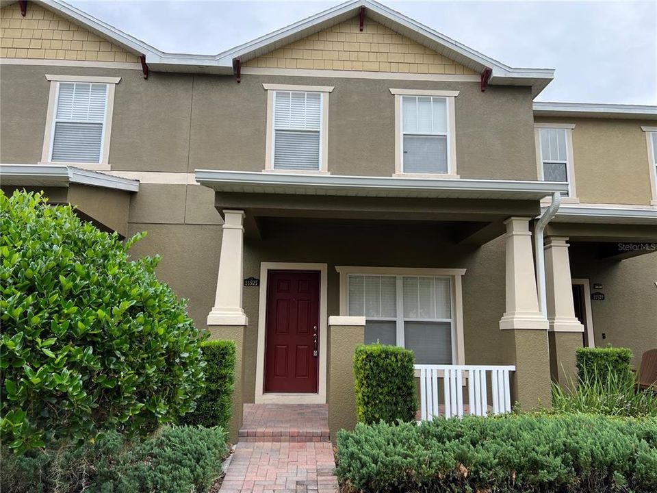 Недавно продано: $349,000 (3 спален, 2 ванн, 1464 Квадратных фут)