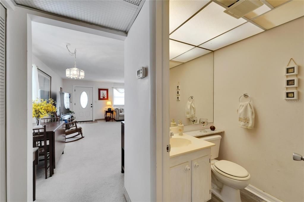 最近售出: $130,000 (1 贝兹, 1 浴室, 800 平方英尺)