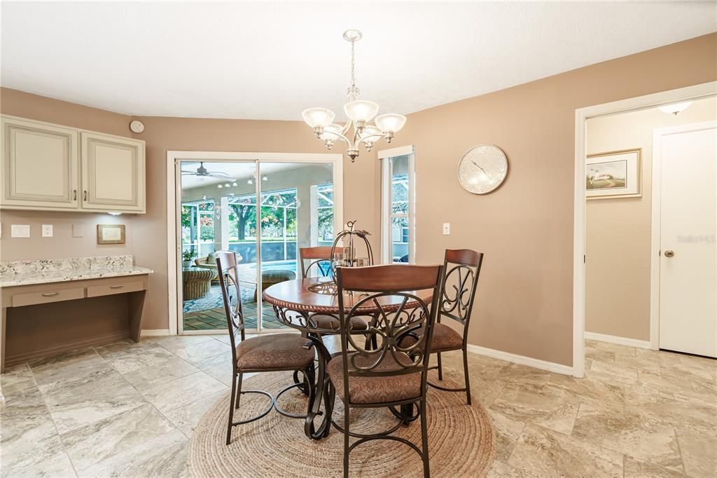 Recently Sold: $465,000 (3 beds, 2 baths, 2287 Square Feet)