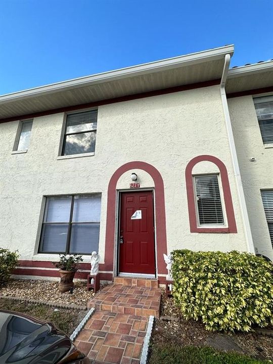 Recently Sold: $250,000 (2 beds, 2 baths, 1104 Square Feet)