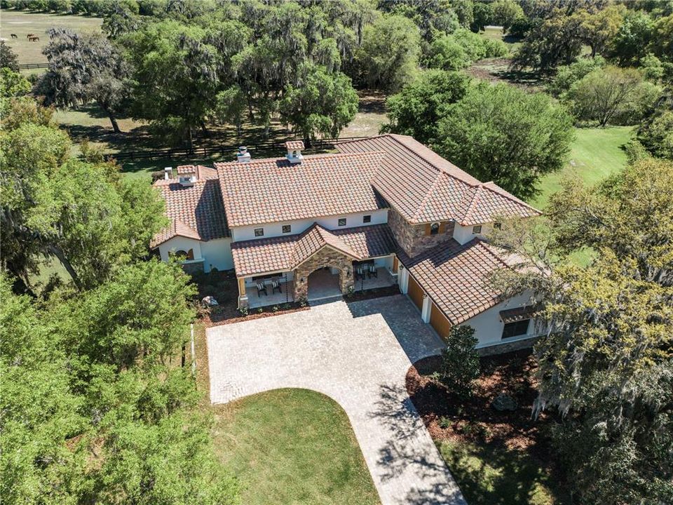 Recently Sold: $1,990,000 (5 beds, 4 baths, 4765 Square Feet)