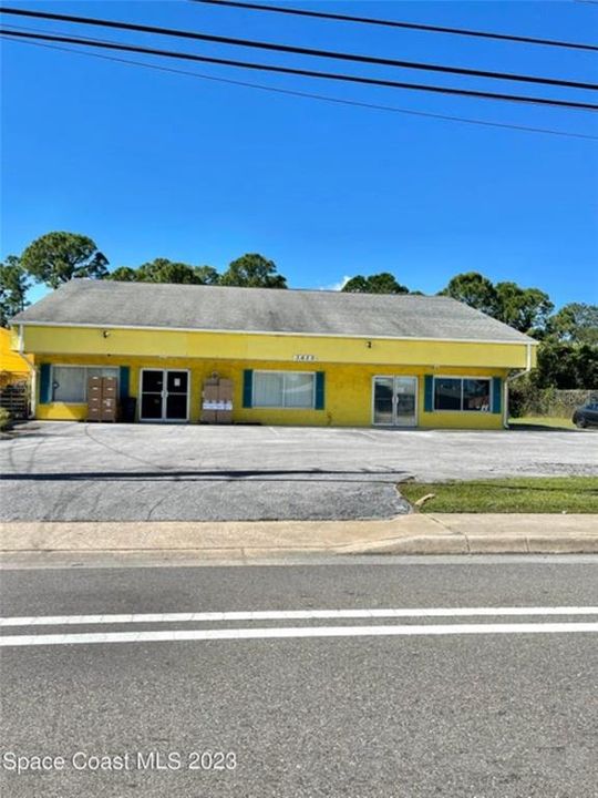 Recently Sold: $525,000 (0 beds, 0 baths, 3720 Square Feet)