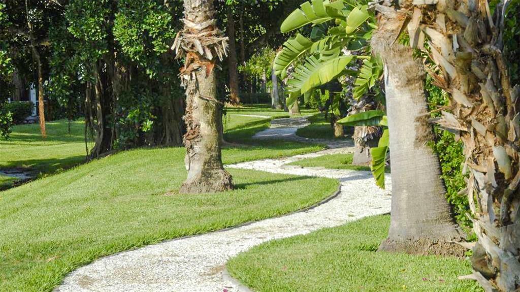 For Rent: $9,900 (2 beds, 2 baths, 1280 Square Feet)