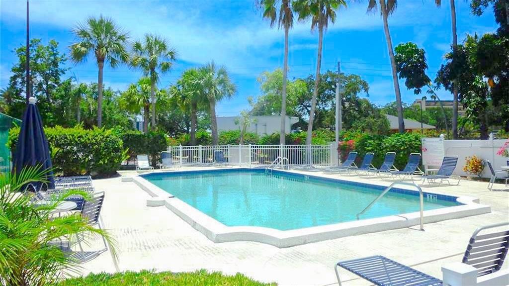 For Rent: $9,900 (2 beds, 2 baths, 1280 Square Feet)