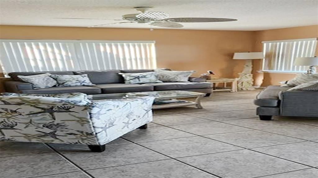 For Rent: $9,900 (2 beds, 2 baths, 1280 Square Feet)