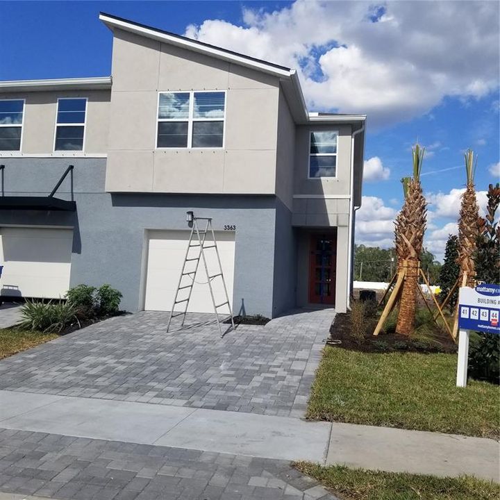 Recently Sold: $399,355 (3 beds, 2 baths, 1888 Square Feet)