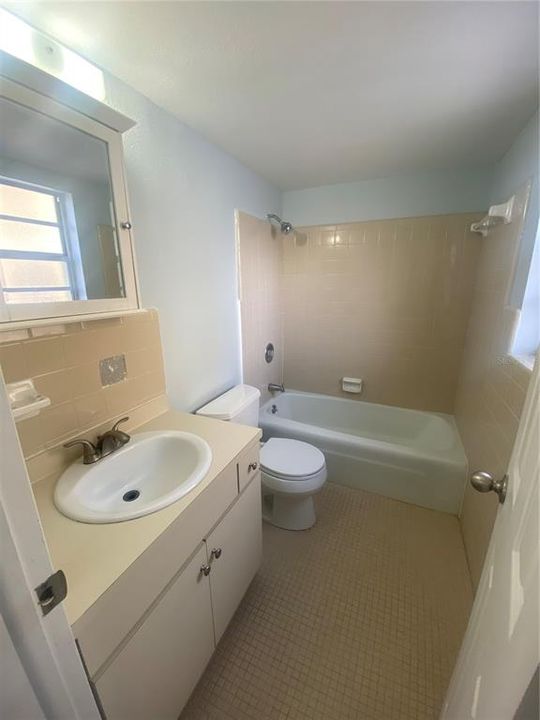 Recently Rented: $1,500 (1 beds, 1 baths, 550 Square Feet)