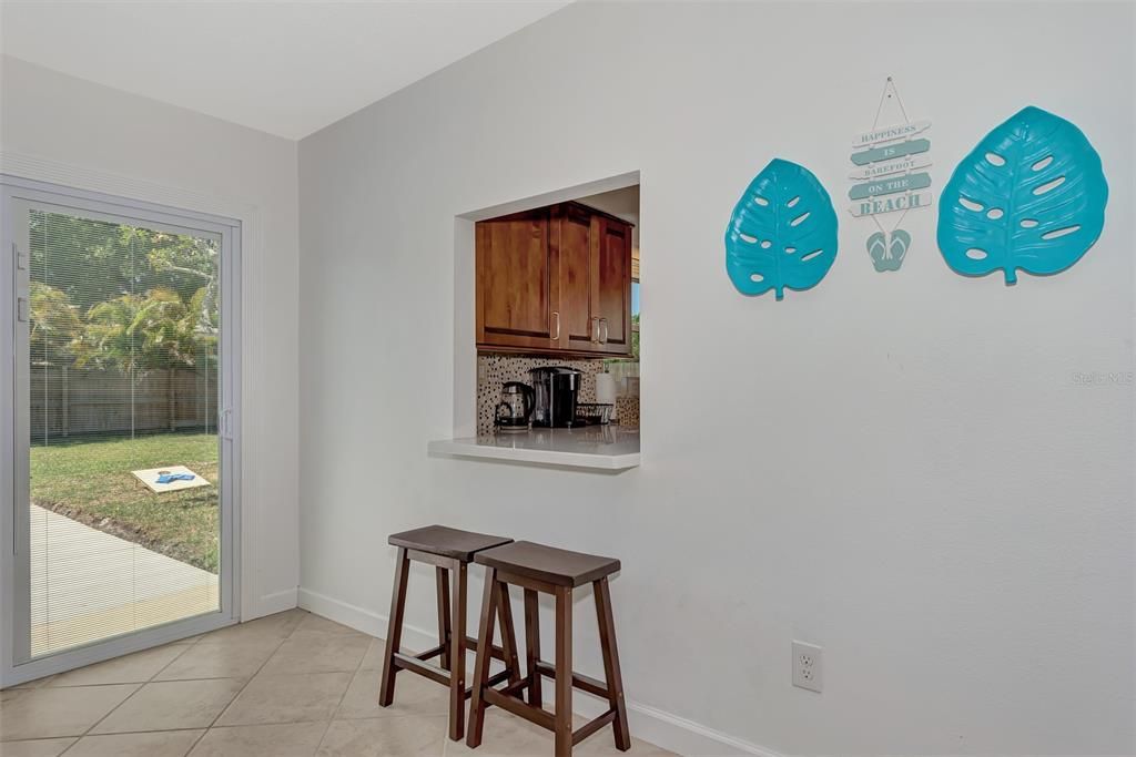 Active With Contract: $2,650 (3 beds, 2 baths, 1925 Square Feet)