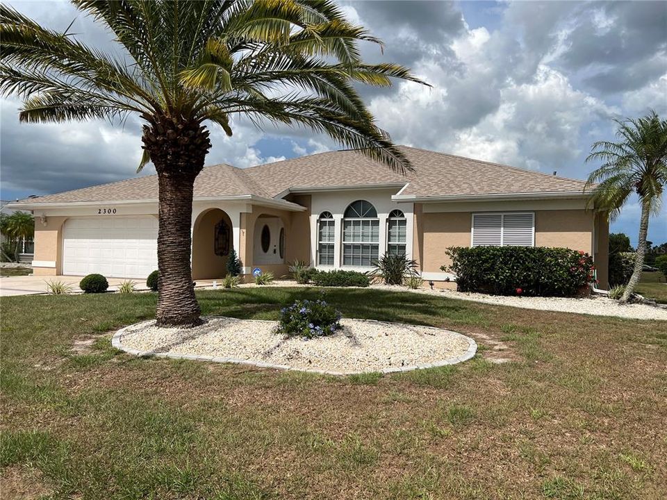 Recently Sold: $424,900 (4 beds, 2 baths, 2309 Square Feet)