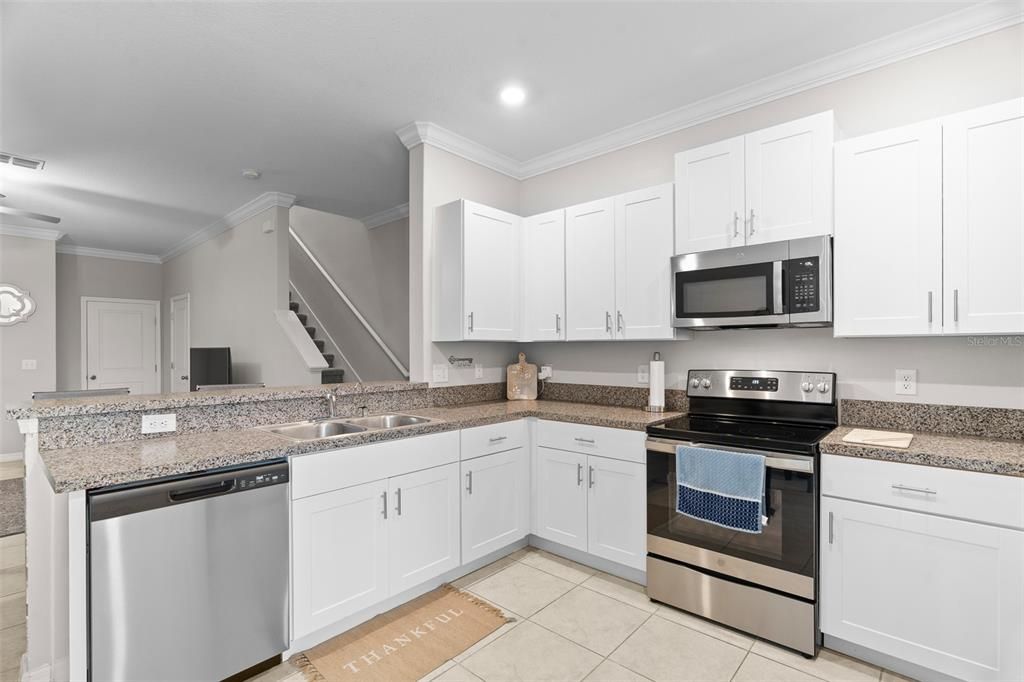 For Sale: $359,900 (3 beds, 2 baths, 1634 Square Feet)
