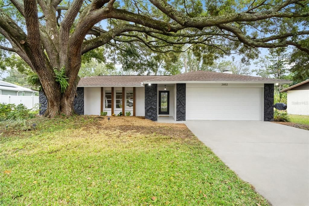 Recently Sold: $365,000 (4 beds, 2 baths, 1314 Square Feet)