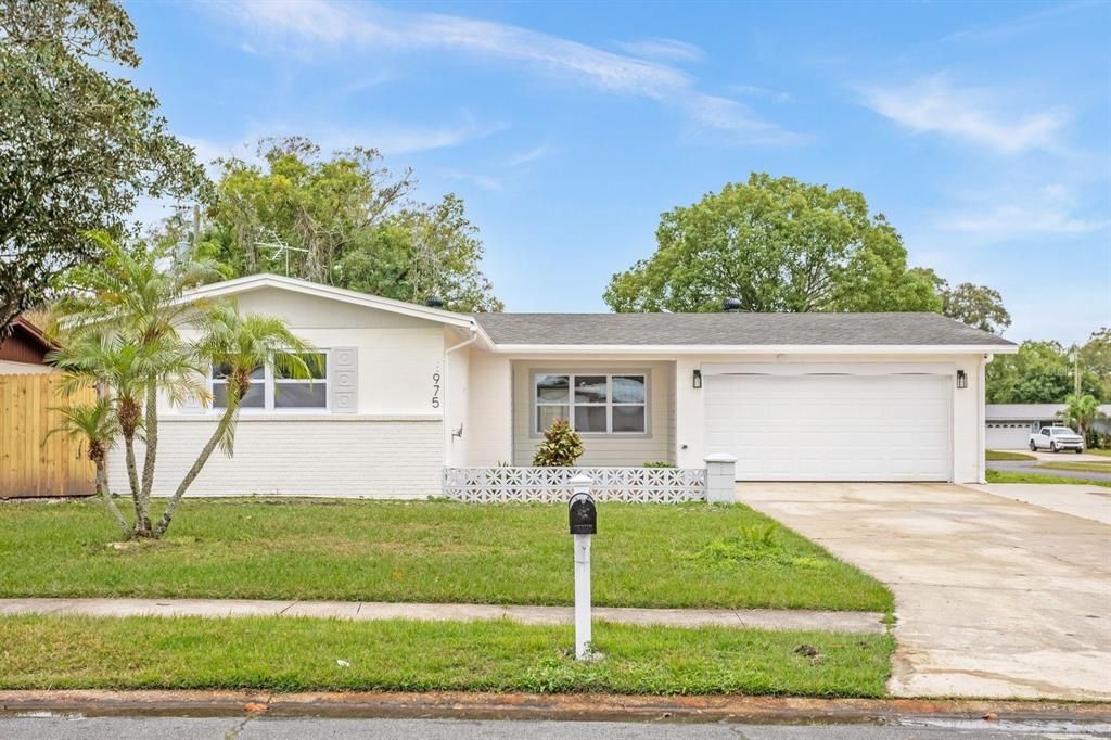 Recently Sold: $304,900 (3 beds, 2 baths, 1178 Square Feet)