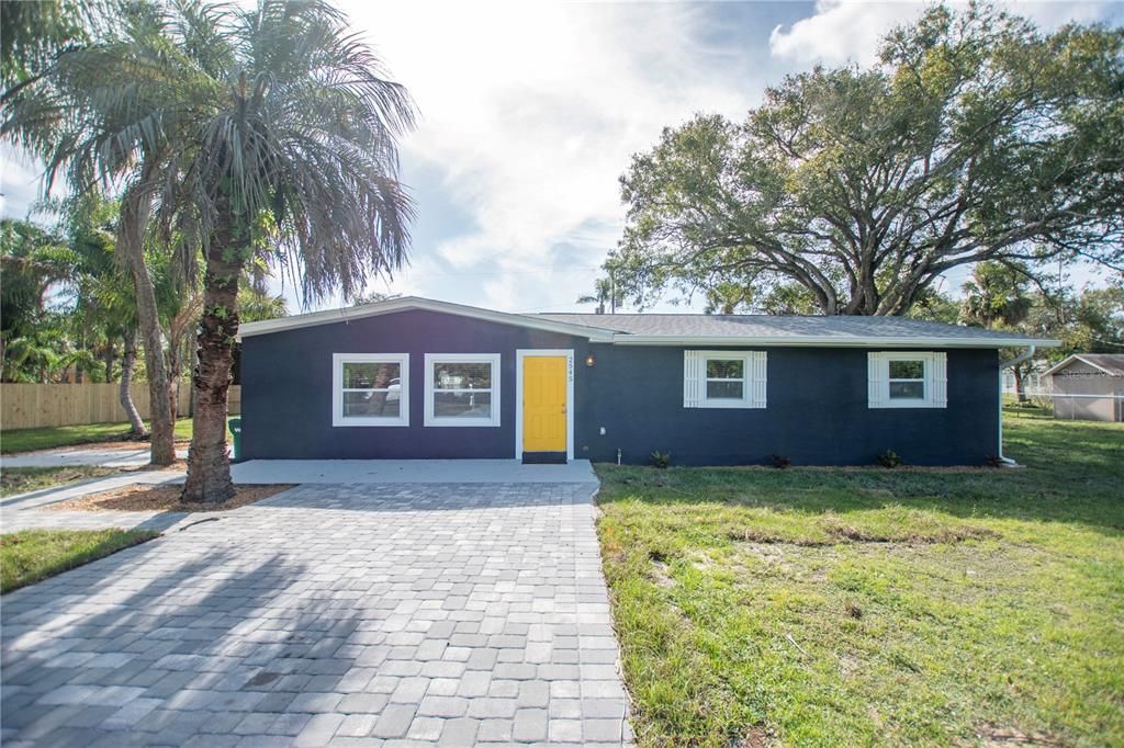 Recently Sold: $299,900 (4 beds, 2 baths, 1404 Square Feet)