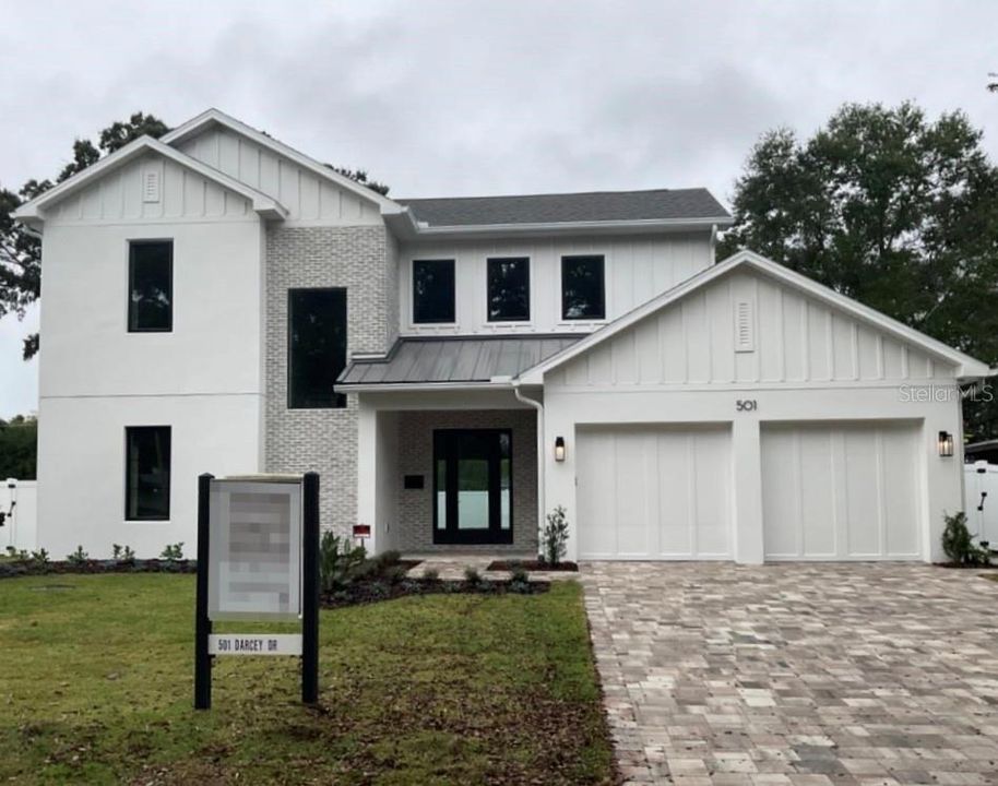 Recently Sold: $1,325,000 (5 beds, 4 baths, 3033 Square Feet)