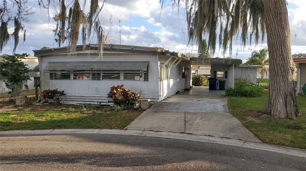 Recently Sold: $135,000 (2 beds, 2 baths, 1332 Square Feet)