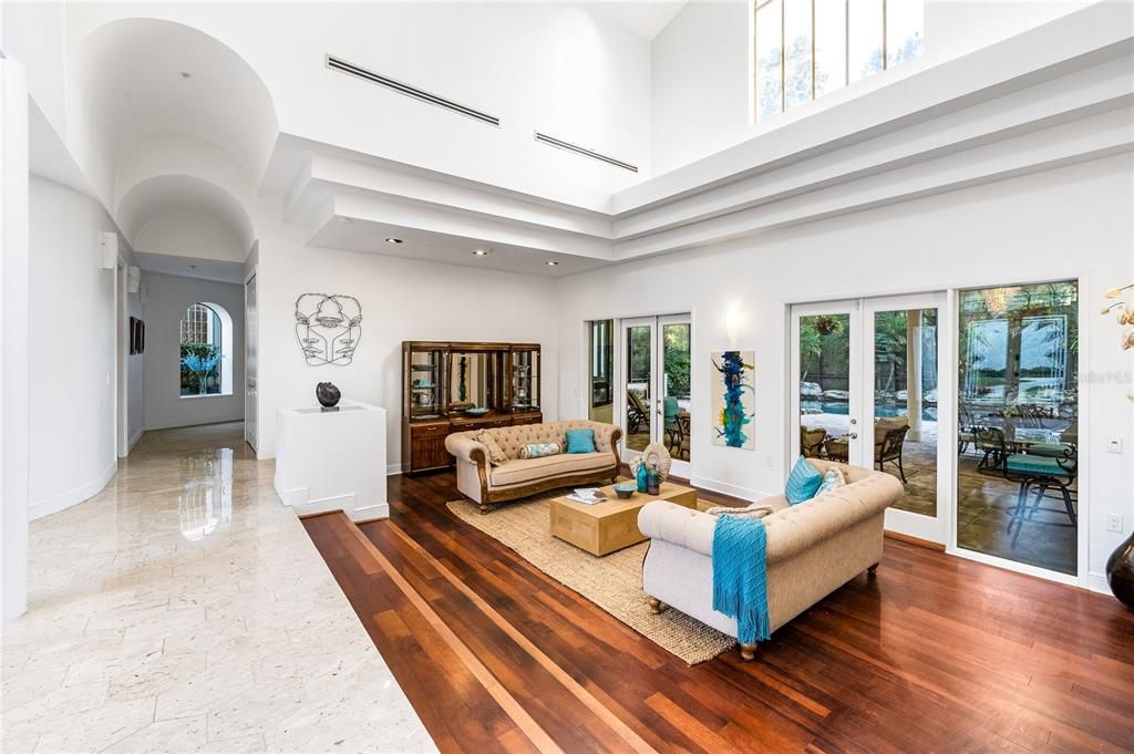For Sale: $1,785,000 (6 beds, 6 baths, 8527 Square Feet)