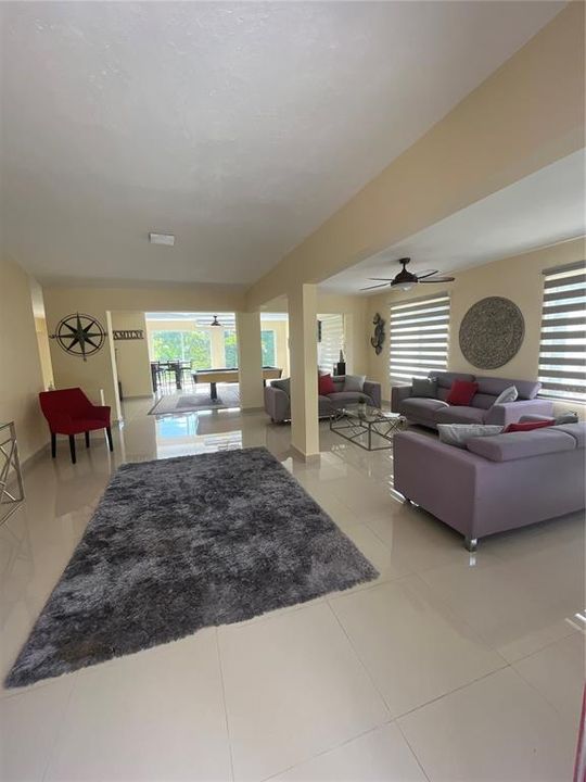 For Sale: $1,495,000 (4 beds, 3 baths, 4723 Square Feet)