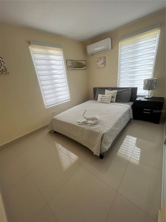 For Sale: $1,495,000 (4 beds, 3 baths, 4723 Square Feet)