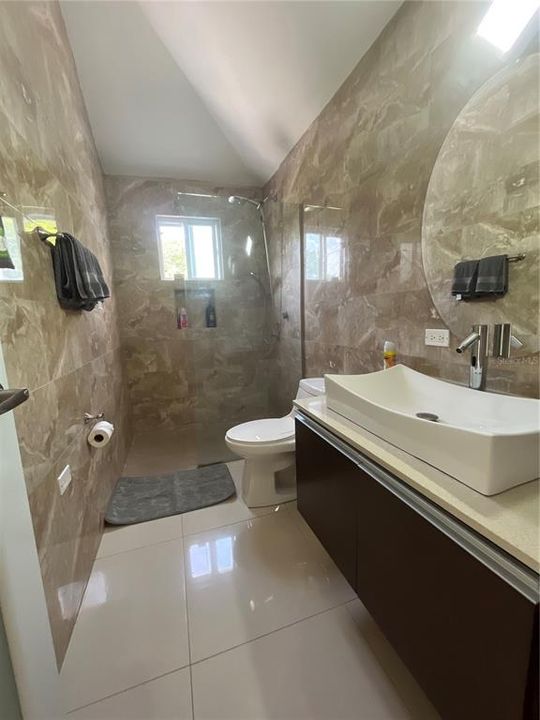 For Sale: $1,495,000 (4 beds, 3 baths, 4723 Square Feet)