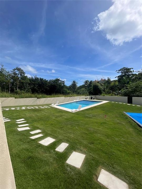 For Sale: $1,495,000 (4 beds, 3 baths, 4723 Square Feet)