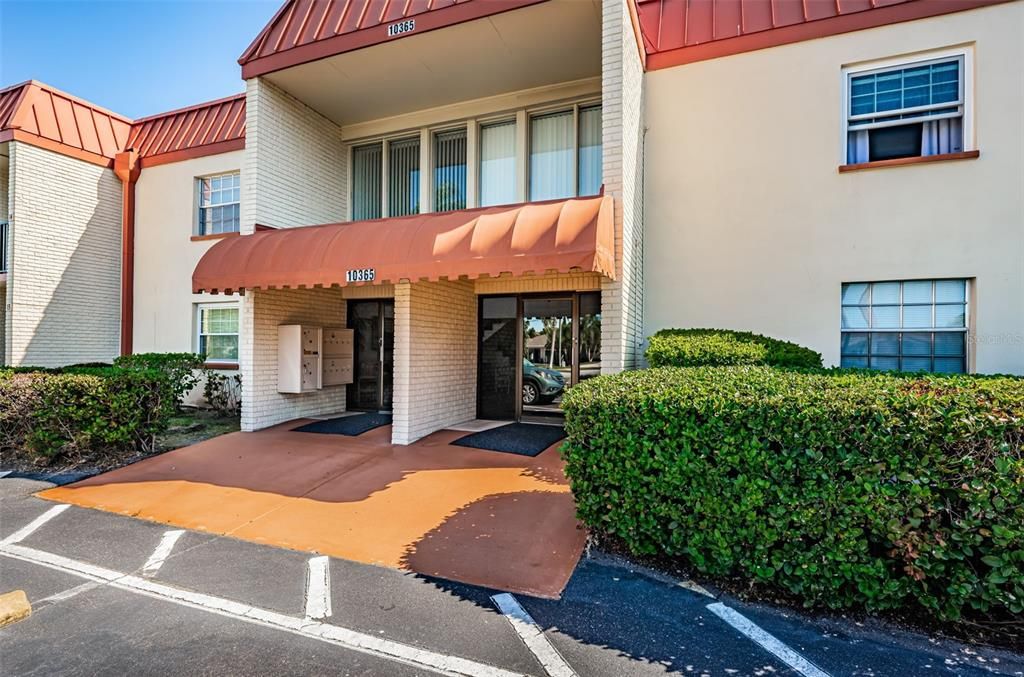 Recently Sold: $266,457 (1 beds, 1 baths, 645 Square Feet)