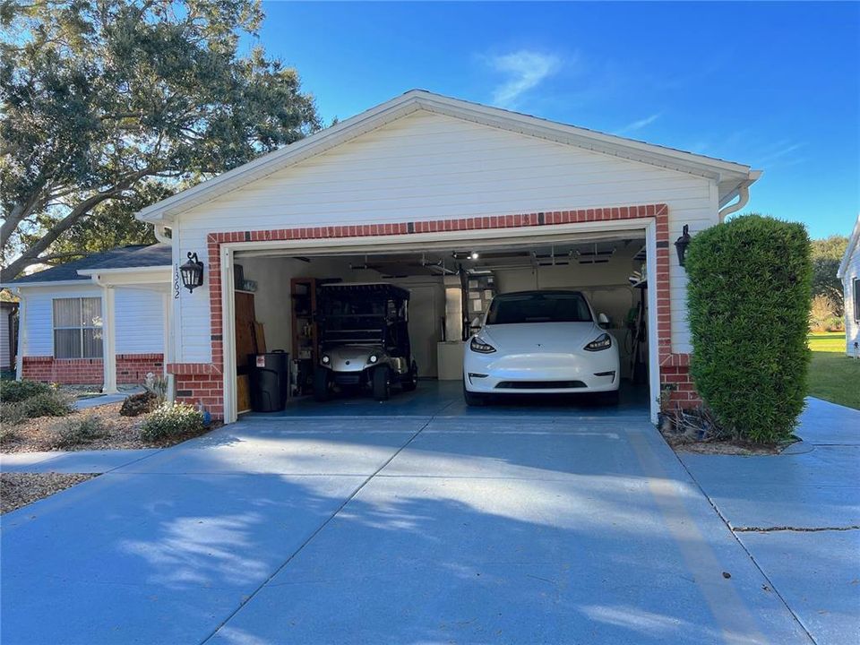 2 car Garage with outlet for electric vehicle
