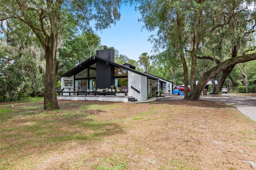 Recently Sold: $578,000 (2 beds, 2 baths, 1770 Square Feet)