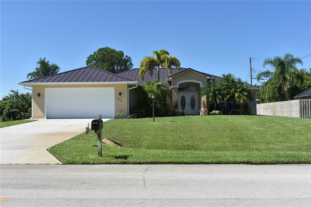 Vendido Recientemente: $492,000 (3 camas, 2 baños, 1924 Pies cuadrados)