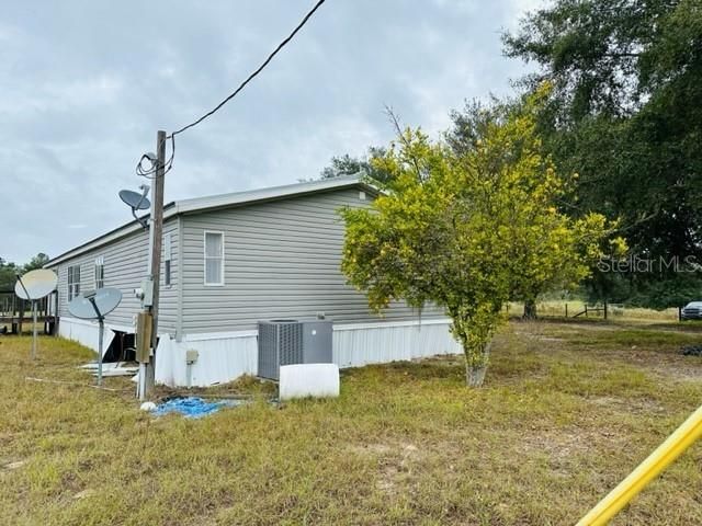 Recently Sold: $139,000 (3 beds, 2 baths, 1728 Square Feet)