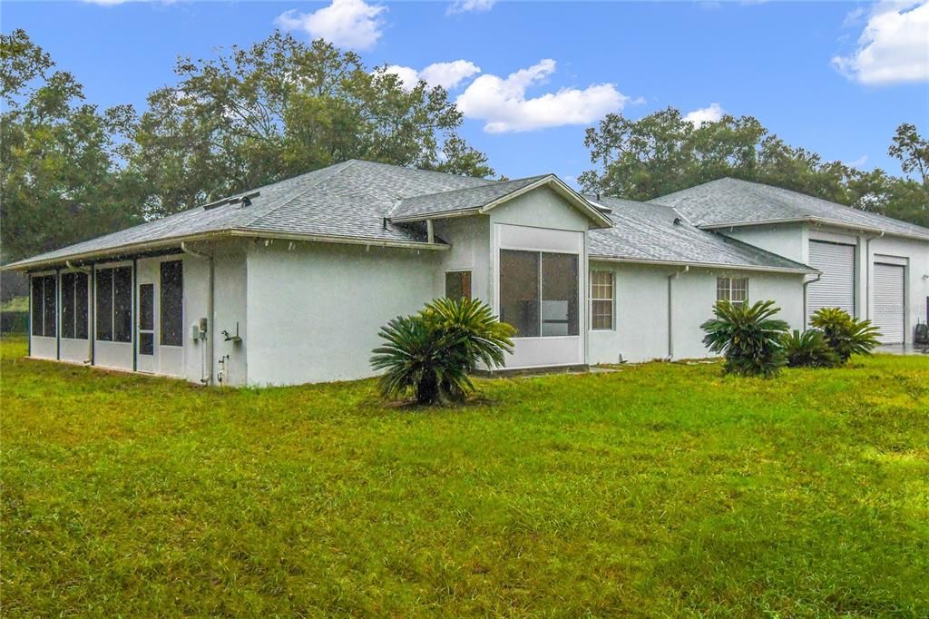 Screened Front Door Area