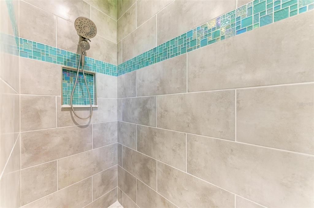 Active With Contract: $634,900 (3 beds, 2 baths, 2170 Square Feet)