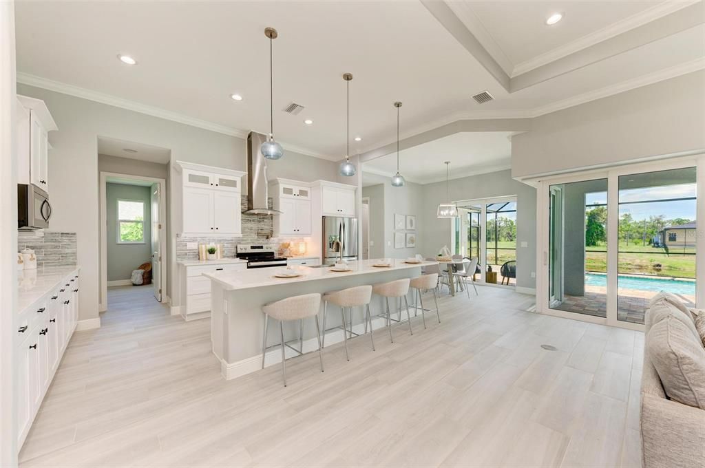 Active With Contract: $634,900 (3 beds, 2 baths, 2170 Square Feet)